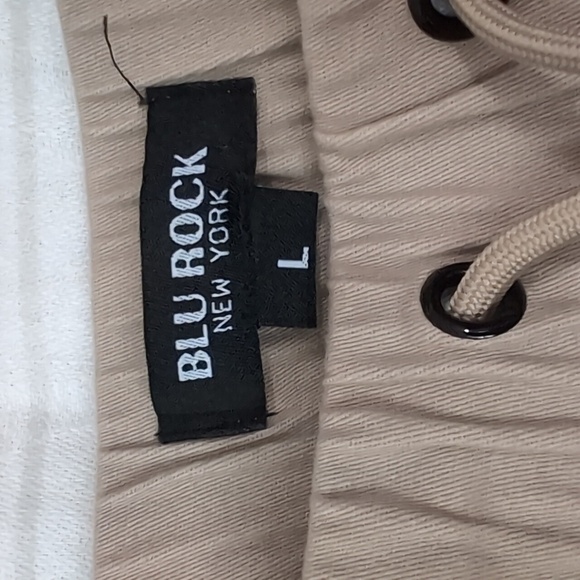 Blu Rock Khaki Beige Elastic Waist Jogger Pant Size Large NWOT - Picture 2 of 5